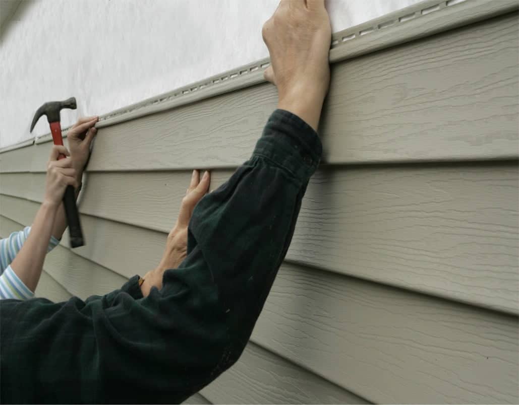 Siding Installation Workers' Compensation | UnderWrite Insurance Services